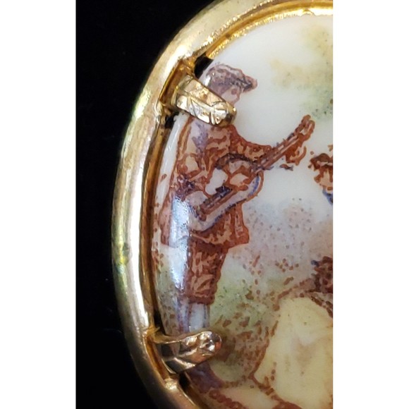 Vintage Unsigned Cabochon Limoges Cameo Portrait Pendant Necklace, Country Scene - Picture 7 of 10